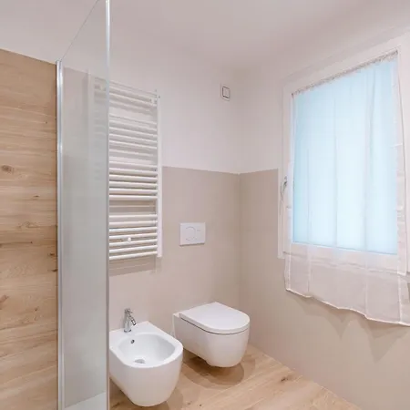 New And Spacious Cannaregio, No Steps, Near Rialto