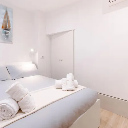 New And Spacious Cannaregio, No Steps, Near Rialto * Venice